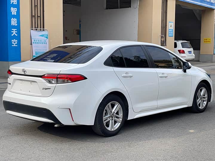 Фото 4 - Toyota Levin