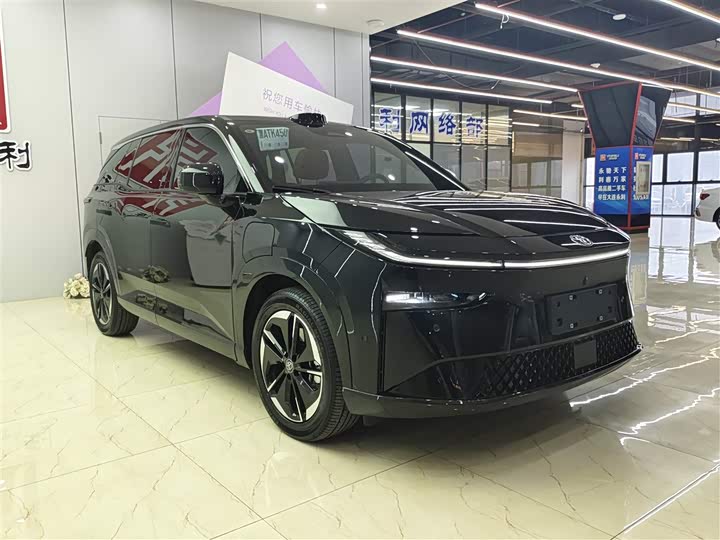 Фото 3 - Toyota bZ3X