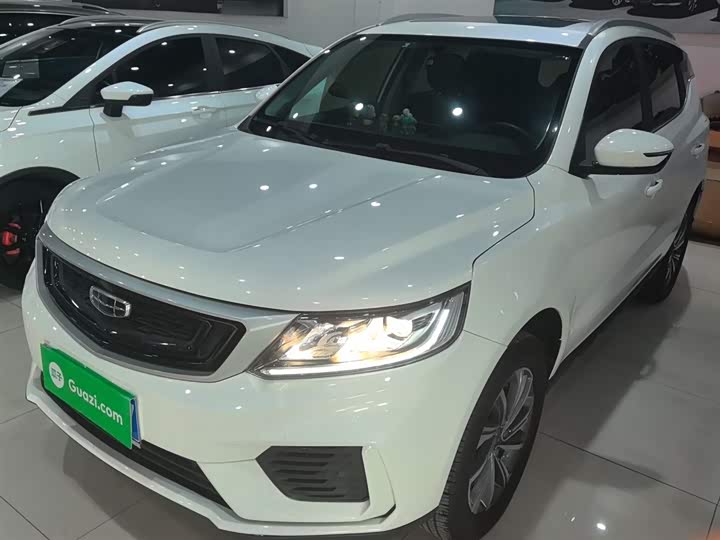 Фото 2 - Geely Vision X6