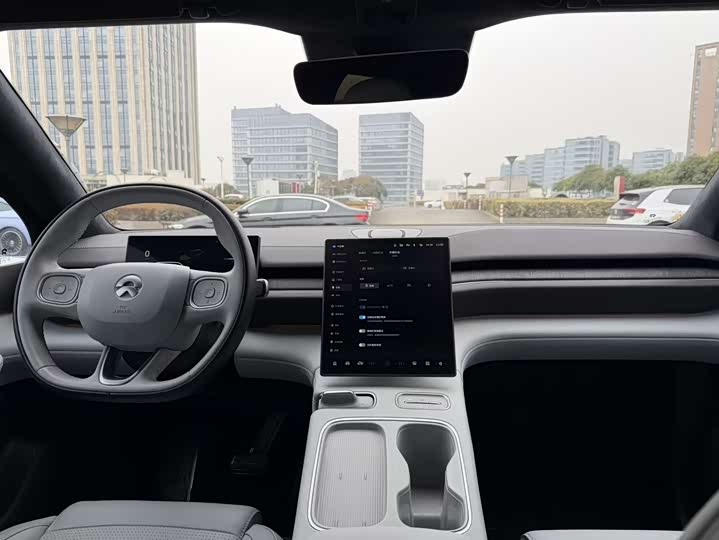 Фото 8 - Nio ES6