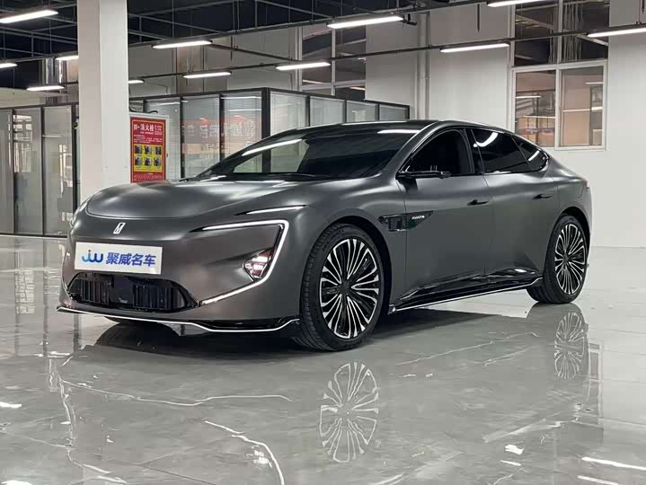 Фото 1 - Avatr 12