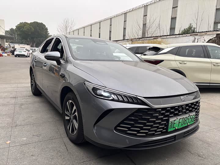 Фото 3 - BYD Qin Plus