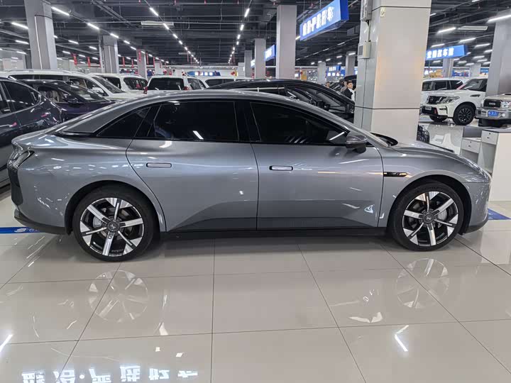 Фото 4 - XPeng Mona M03