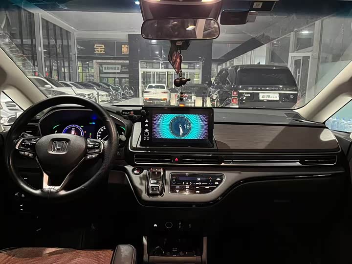 Фото 8 - Honda Odyssey