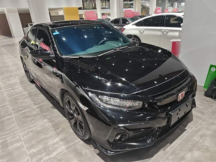 Фото 4 - Honda Civic