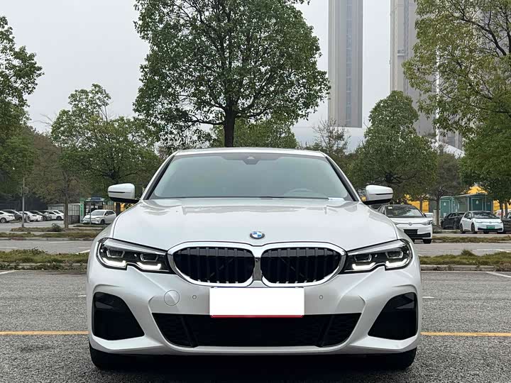 Фото 2 - BMW 3 Series