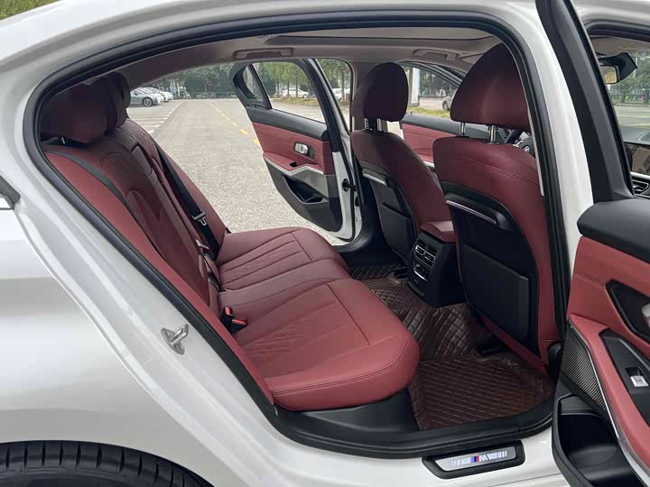 Фото 8 - BMW 3 Series