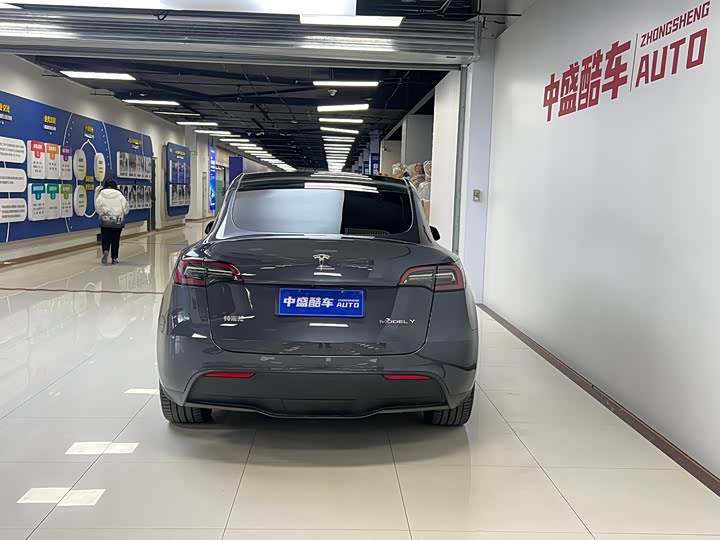 Фото 7 - Tesla Model Y