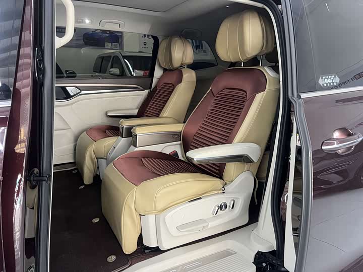 Фото 9 - Volkswagen Viloran