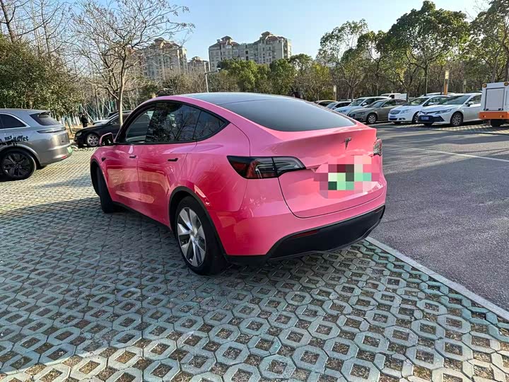 Фото 4 - Tesla Model Y