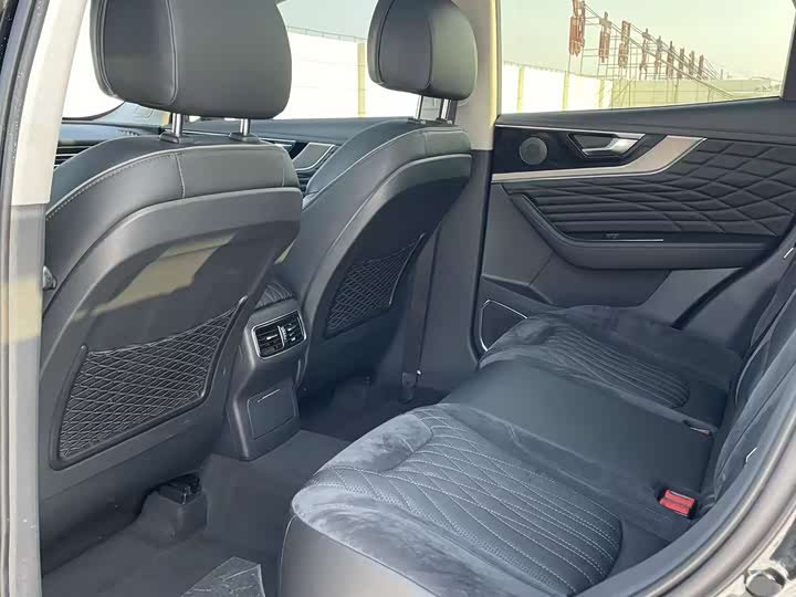 Фото 5 - Hongqi HS5