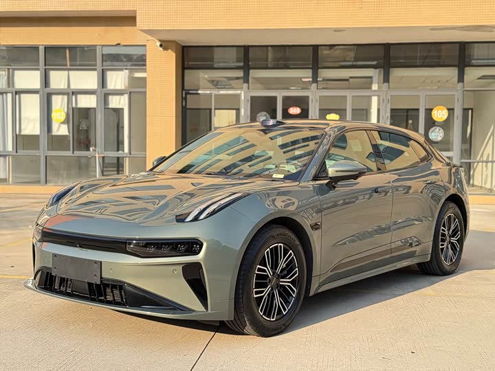 Фото 1 - Zeekr 001