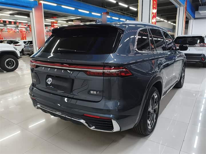 Фото 7 - Geely Monjaro