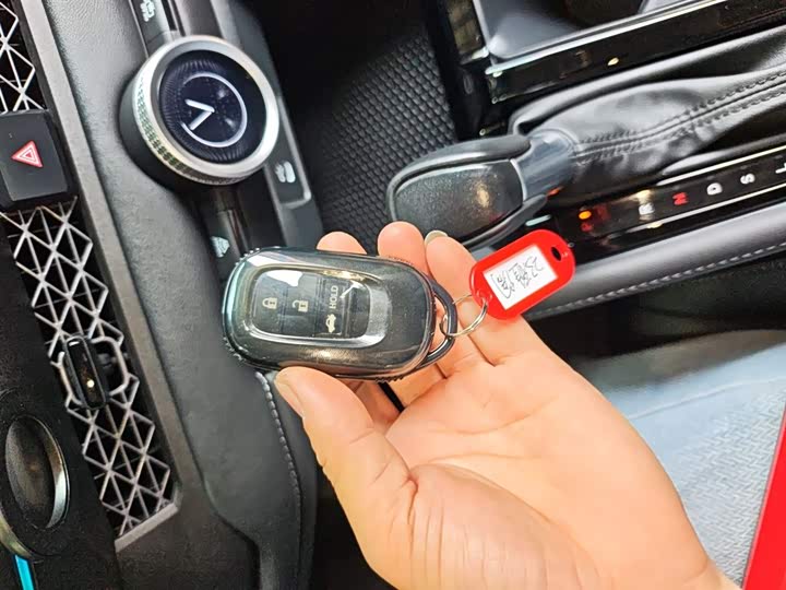 Фото 9 - Honda Accord