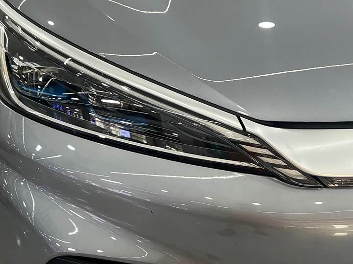 Фото 4 - BYD Yuan Plus