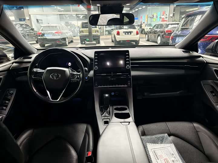 Фото 7 - Toyota Avalon