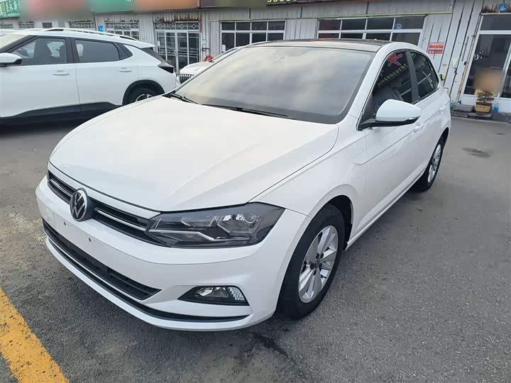 Фото 2 - Volkswagen Polo