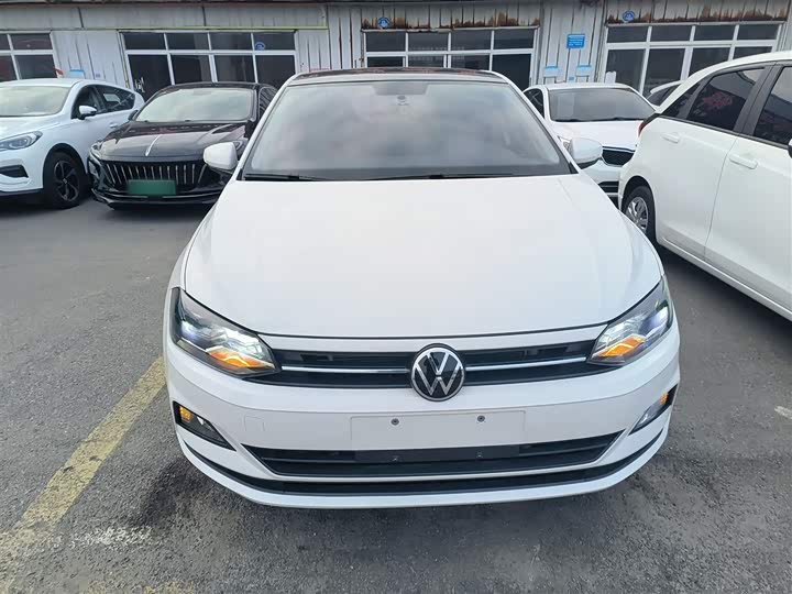 Фото 3 - Volkswagen Polo