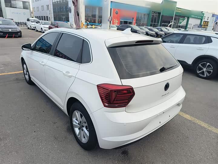 Фото 5 - Volkswagen Polo