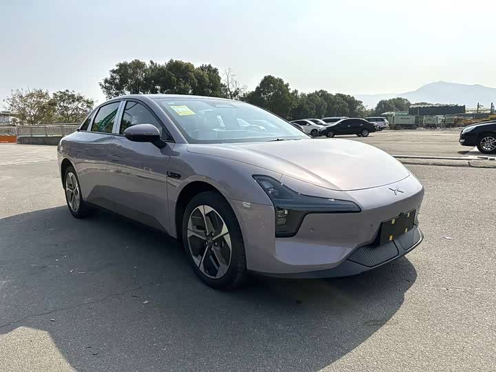 Фото 2 - XPeng Mona M03