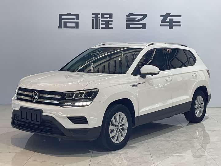 Фото 1 - Volkswagen Tharu