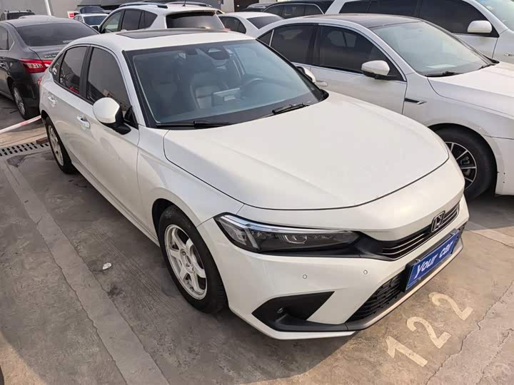 Фото 3 - Honda Civic