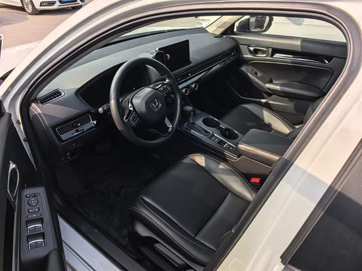 Фото 9 - Honda Civic