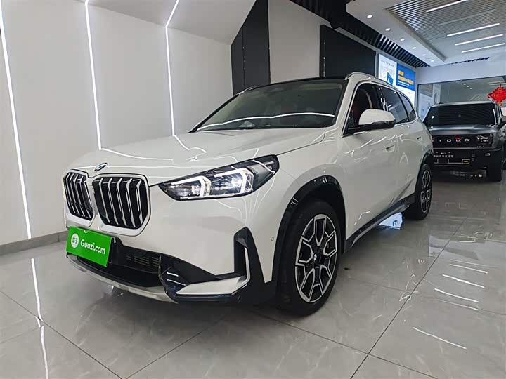 Фото 2 - BMW X1