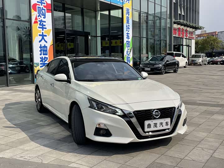 Фото 8 - Nissan Teana