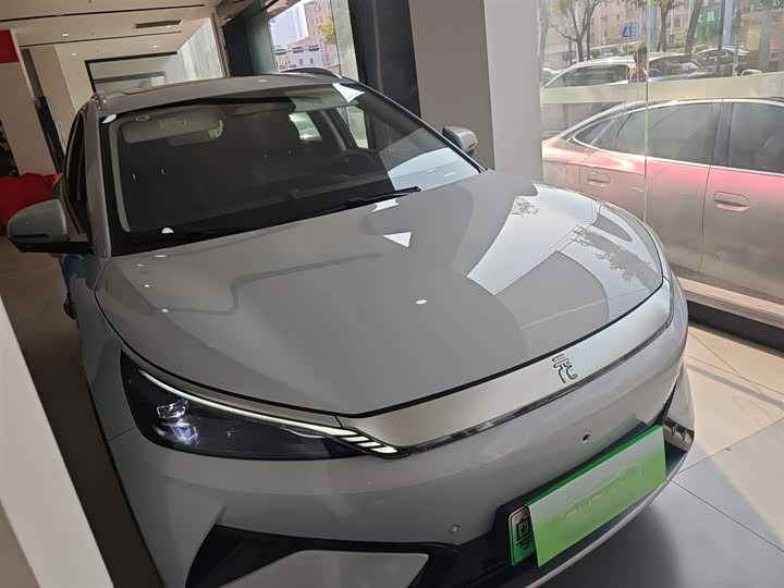 Фото 4 - BYD Yuan Plus