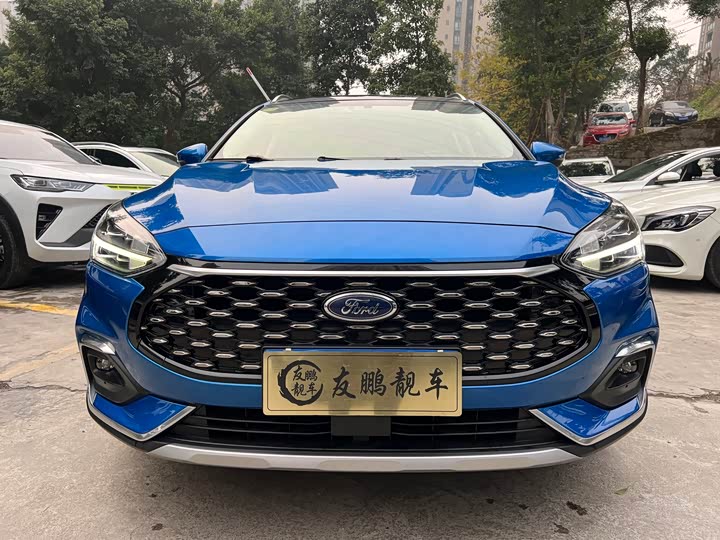 Фото 2 - Ford Focus