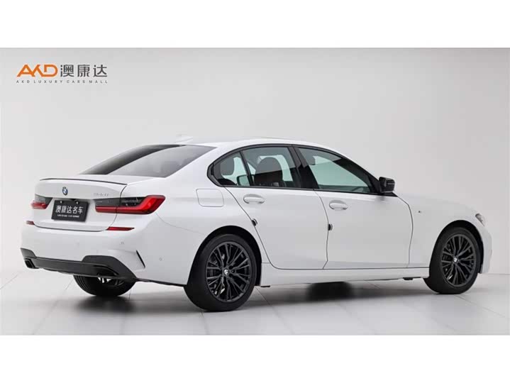 Фото 3 - BMW 3 Series