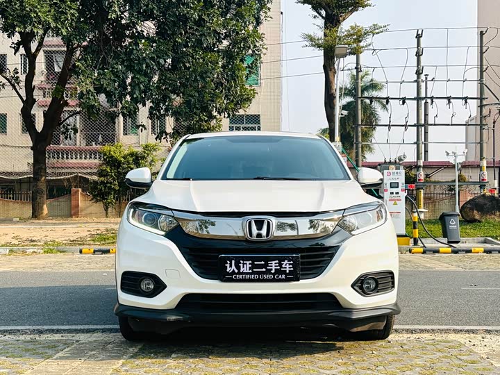 Фото 2 - Honda Vezel