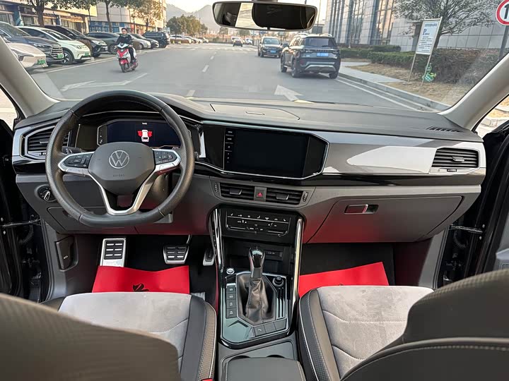 Фото 5 - Volkswagen Tayron X