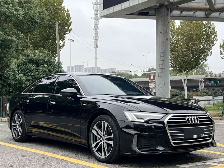 Фото 3 - Audi A6L