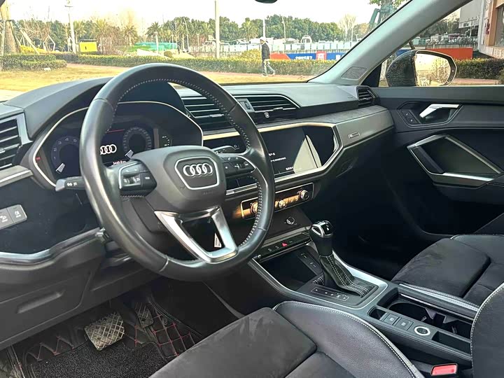Фото 3 - Audi Q3