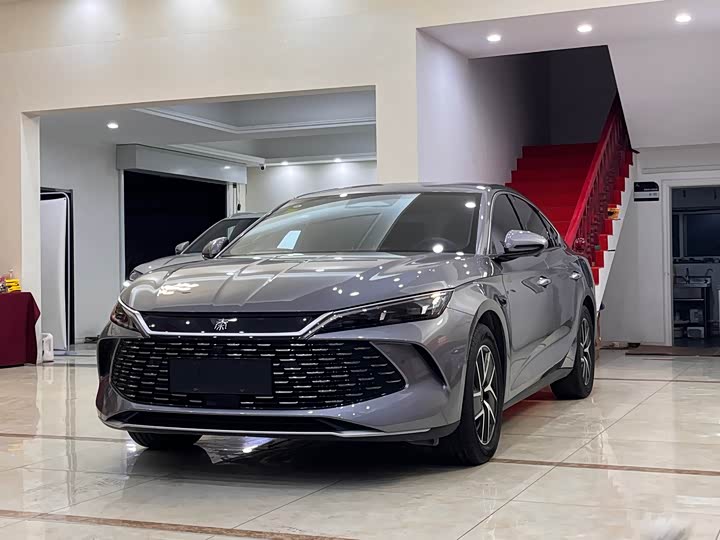 Фото 1 - BYD Qin L