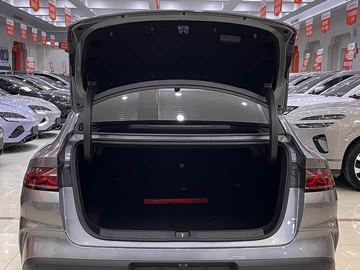 Фото 7 - BYD Qin L