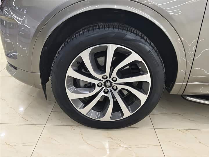 Фото 8 - Land Rover Discovery Sport