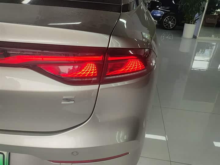 Фото 8 - GAC Aion S