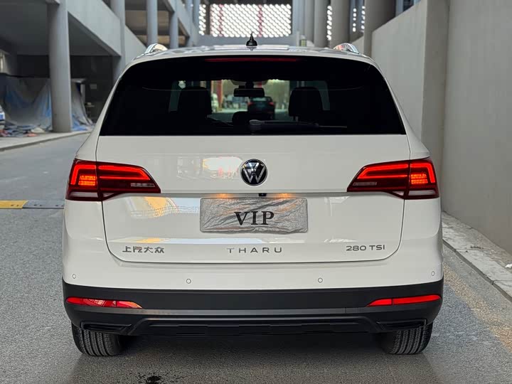 Фото 5 - Volkswagen Tharu