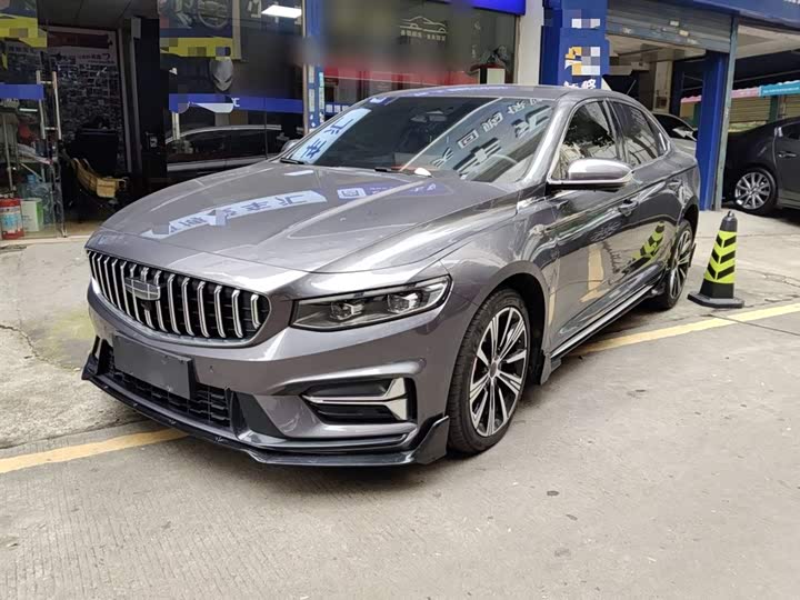 Фото 1 - Geely Preface