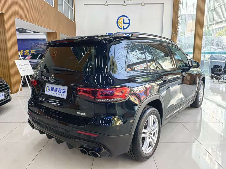 Фото 7 - Mercedes-Benz GLB-Class