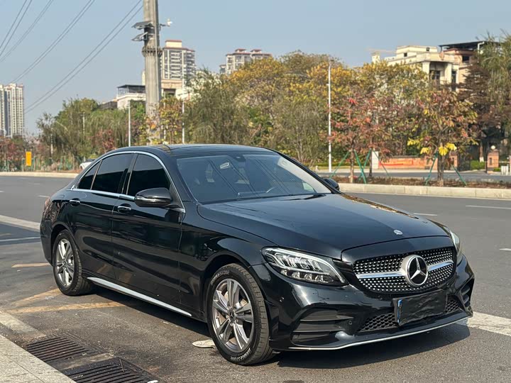 Фото 3 - Mercedes-Benz C-Class