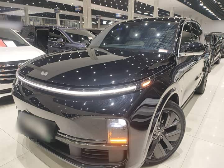 Фото 1 - LiXiang L8