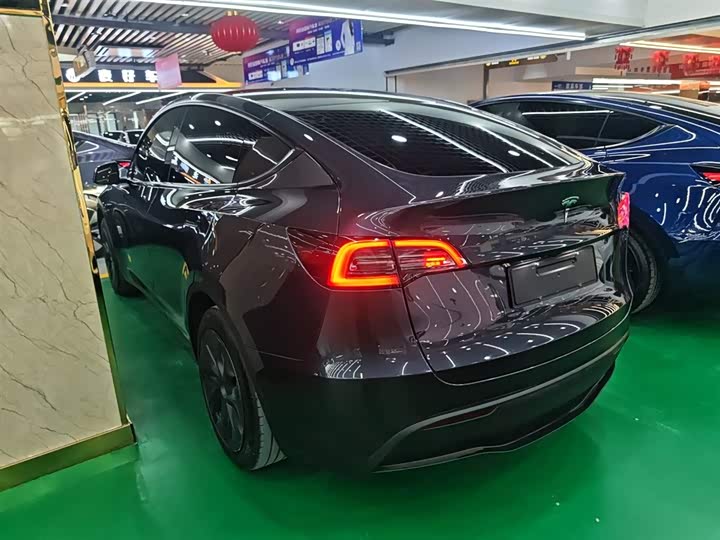 Фото 5 - Tesla Model Y