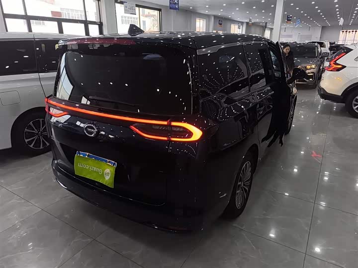 Фото 7 - GAC Trumpchi M6