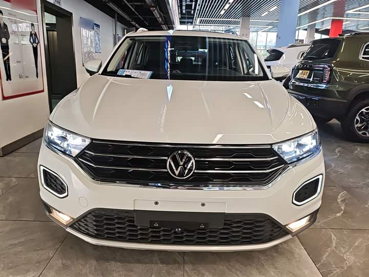 Фото 3 - Volkswagen T-Roc
