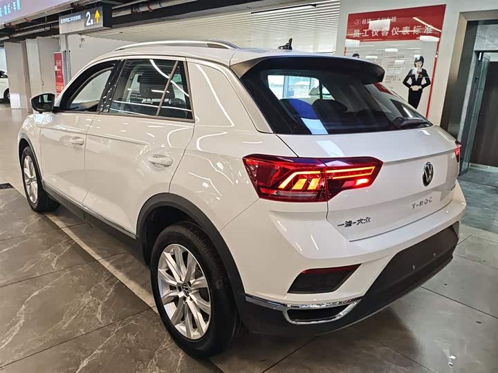 Фото 5 - Volkswagen T-Roc