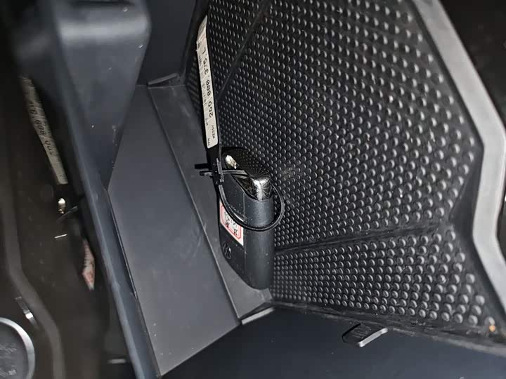 Фото 9 - Volkswagen T-Roc